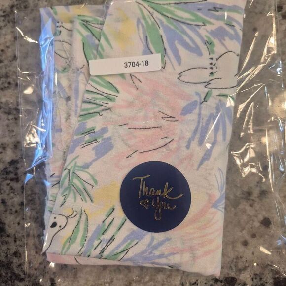 Fabric, White & Pastel Colors Cockateil Birds Cotton 45" wide x 1/3 yd - Picture 5 of 6